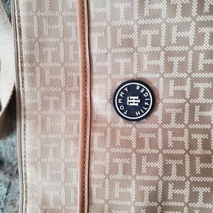 Tommy Hilfiger purse